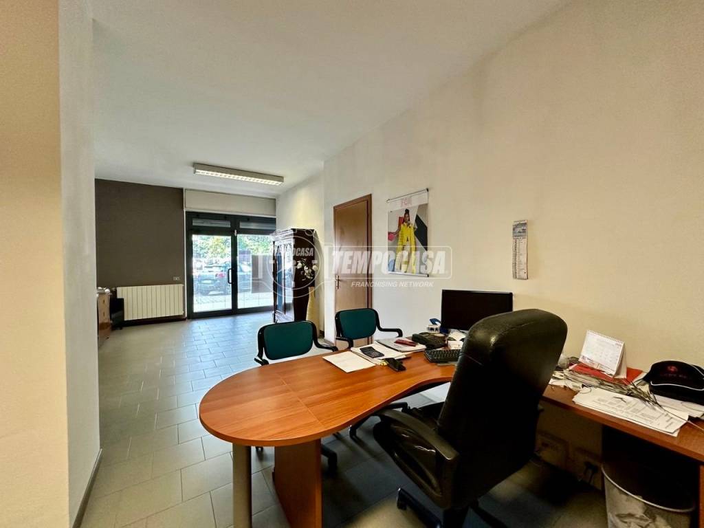 appartamento in vendita ad Usmate Velate