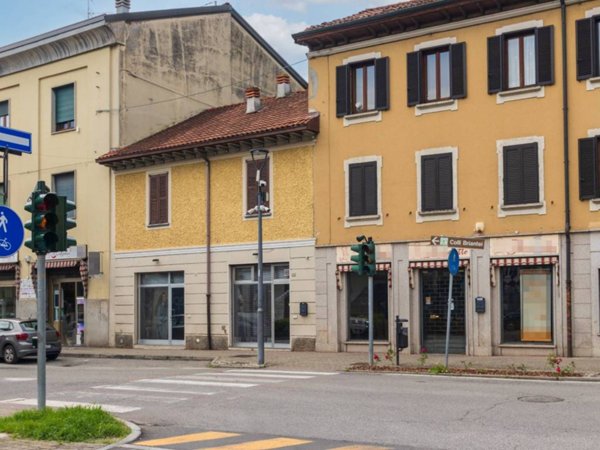casa indipendente in vendita ad Usmate Velate