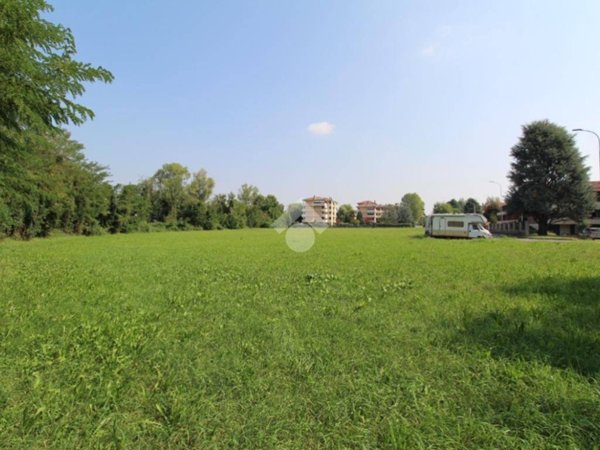 terreno agricolo in vendita ad Usmate Velate