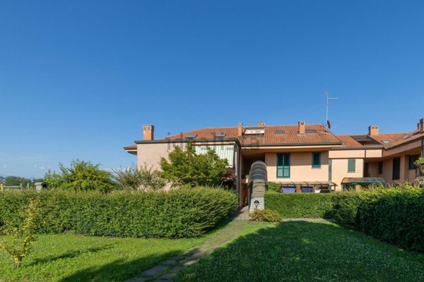 appartamento in vendita ad Usmate Velate