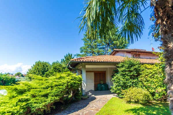 casa indipendente in vendita ad Usmate Velate