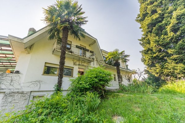 casa indipendente in vendita ad Usmate Velate