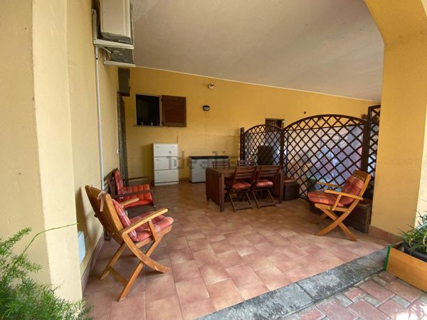 appartamento in vendita ad Usmate Velate