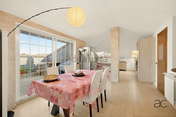 appartamento in vendita ad Usmate Velate