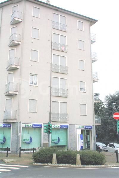 appartamento in vendita ad Usmate Velate