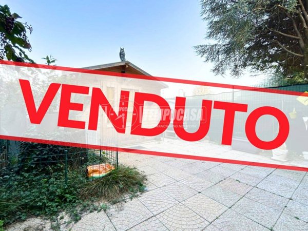 appartamento in vendita ad Usmate Velate in zona San Luigi