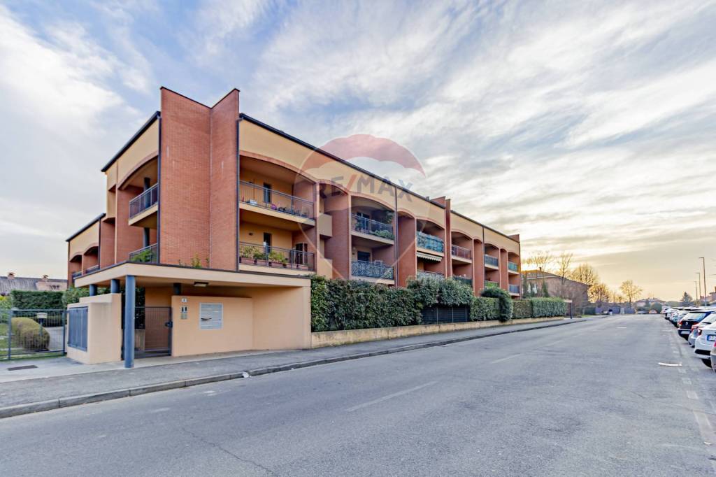 appartamento in vendita ad Usmate Velate