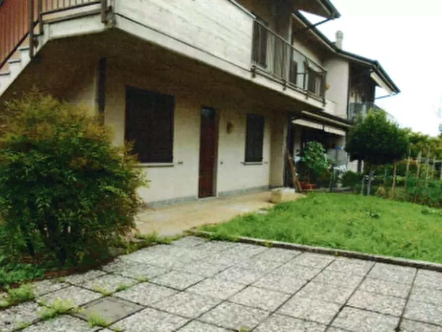 ufficio in vendita ad Usmate Velate