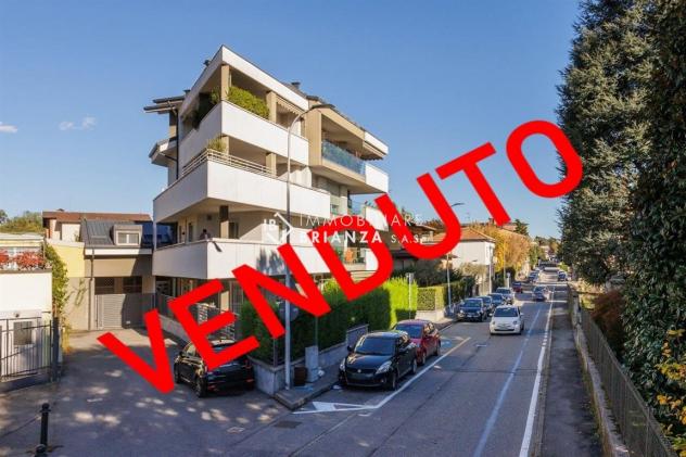 appartamento in vendita ad Usmate Velate