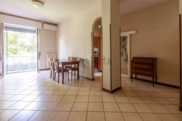 appartamento in vendita ad Usmate Velate