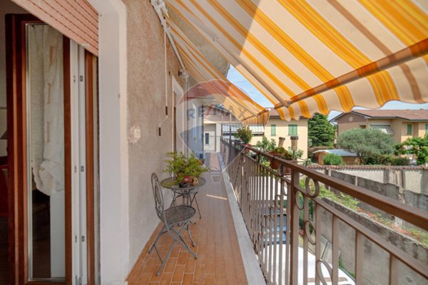 appartamento in vendita ad Usmate Velate