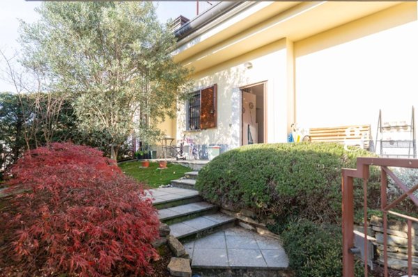 casa indipendente in vendita ad Usmate Velate