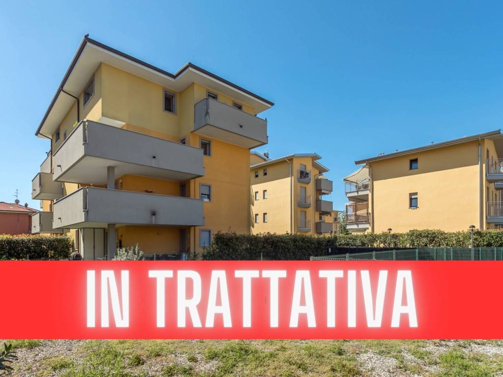 appartamento in vendita ad Usmate Velate