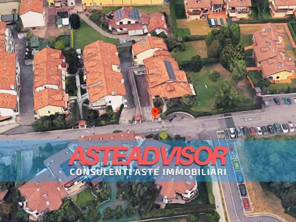 appartamento in vendita ad Usmate Velate