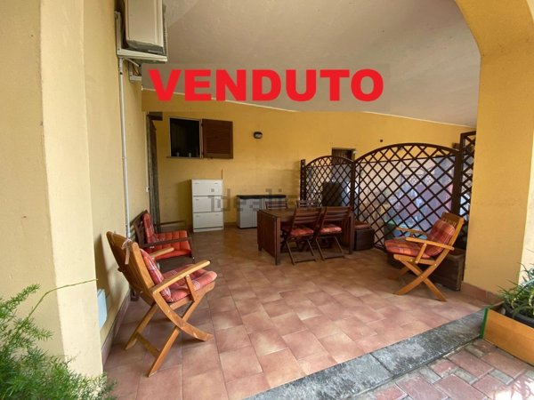 appartamento in vendita ad Usmate Velate