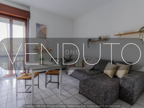 appartamento in vendita ad Usmate Velate