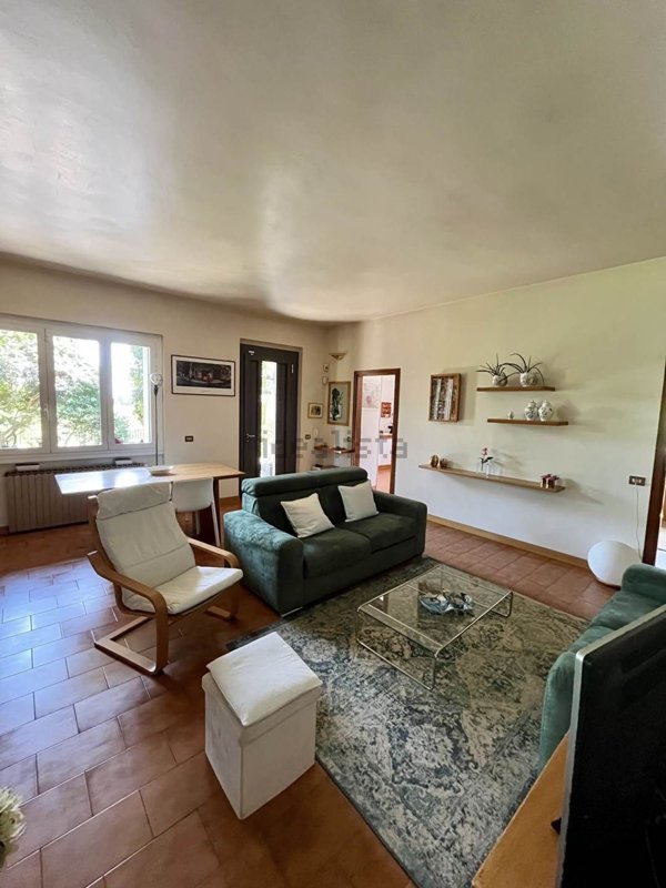 casa indipendente in vendita ad Usmate Velate