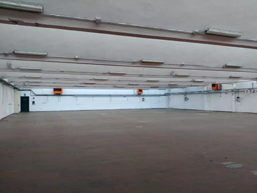 mansarda in vendita ad Usmate Velate