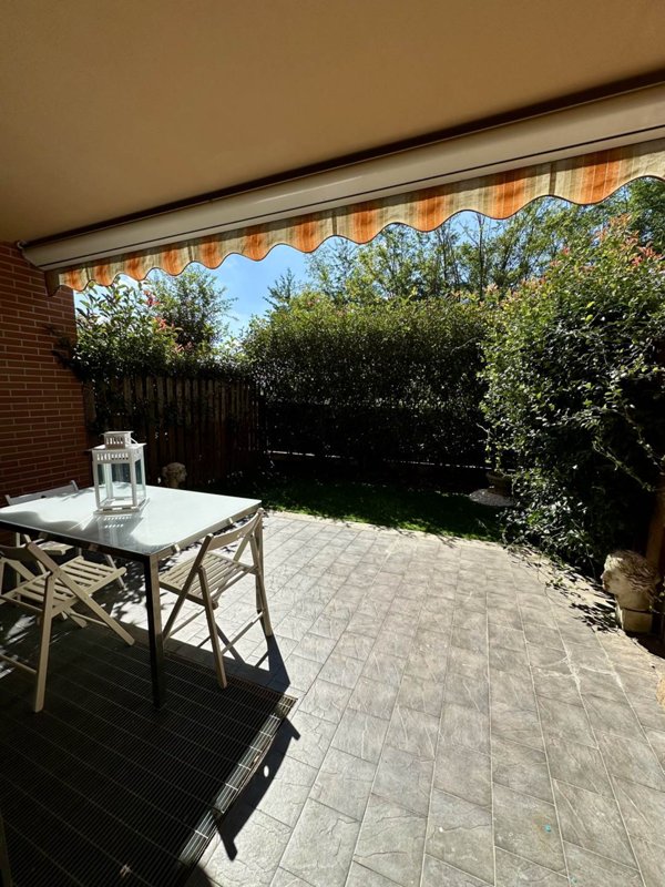 appartamento in vendita ad Usmate Velate