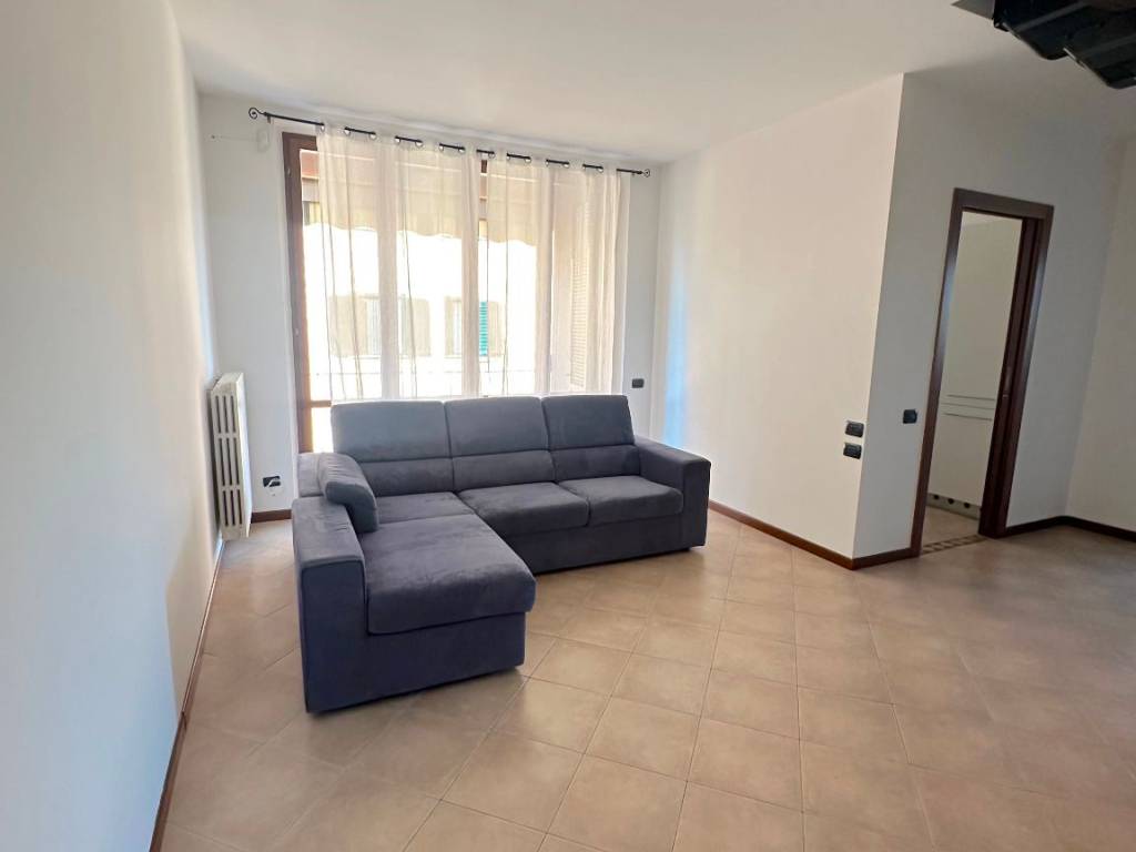 appartamento in vendita ad Usmate Velate