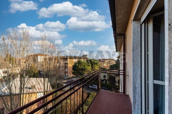 appartamento in vendita ad Usmate Velate