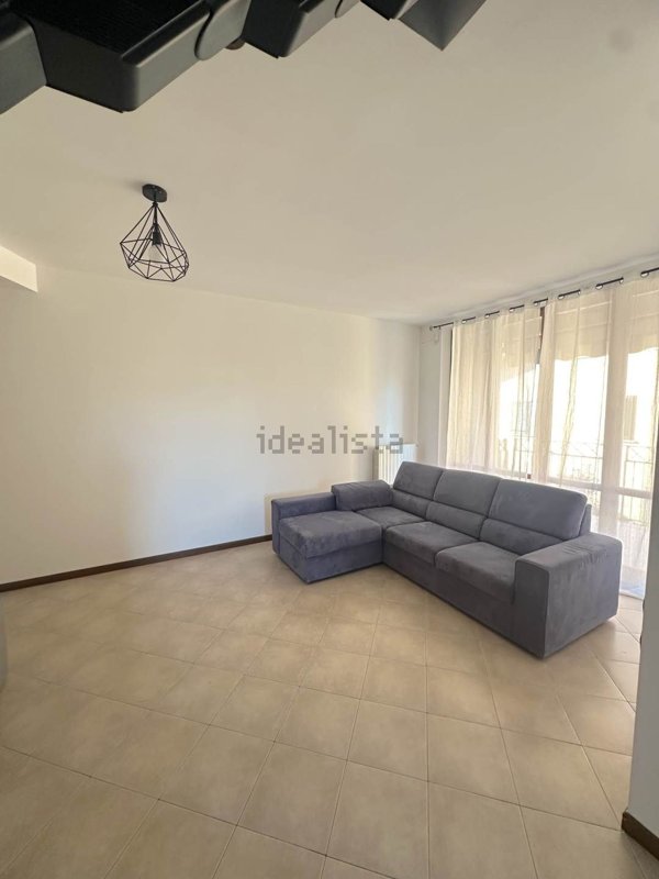 appartamento in vendita ad Usmate Velate