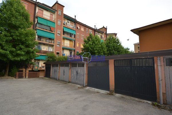 appartamento in vendita ad Usmate Velate