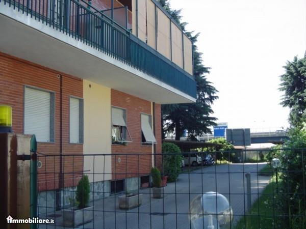 appartamento in vendita ad Usmate Velate