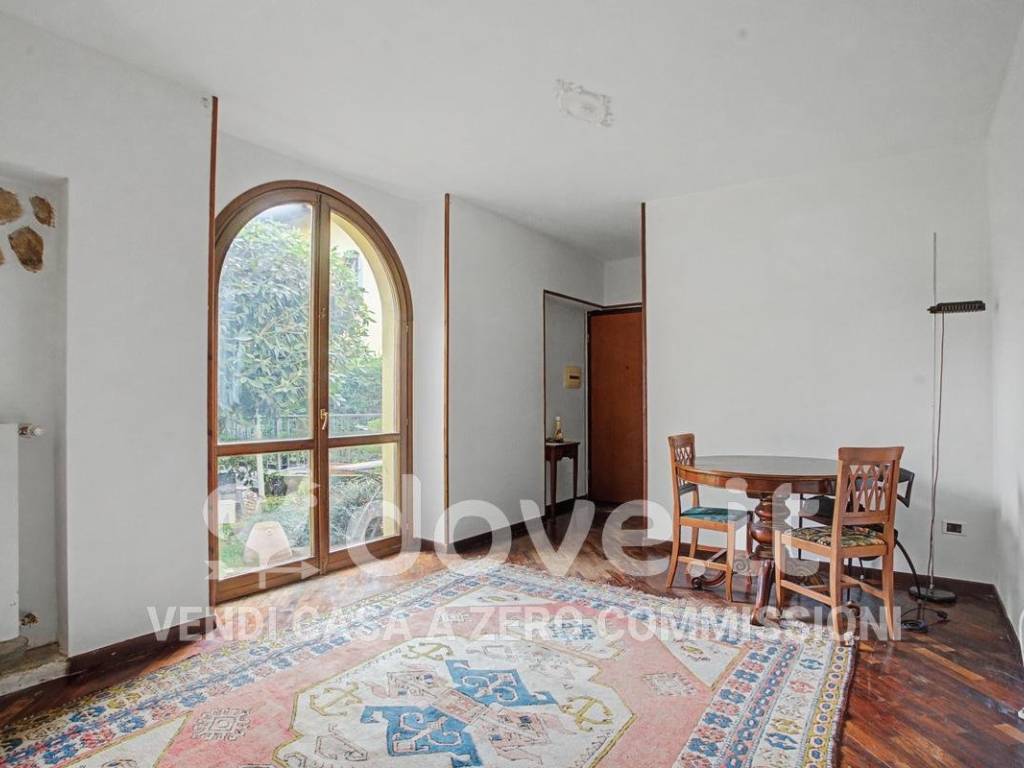 appartamento in vendita ad Usmate Velate
