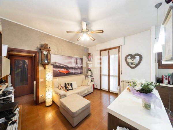 appartamento in vendita ad Usmate Velate