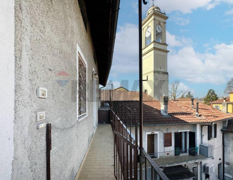 appartamento in vendita ad Usmate Velate