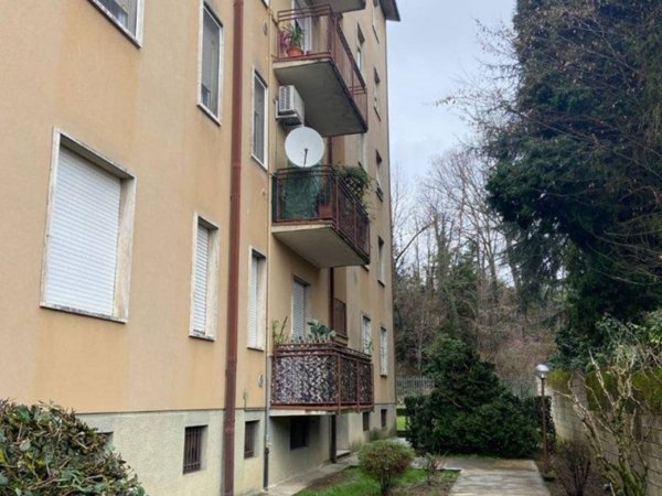 appartamento in vendita ad Usmate Velate