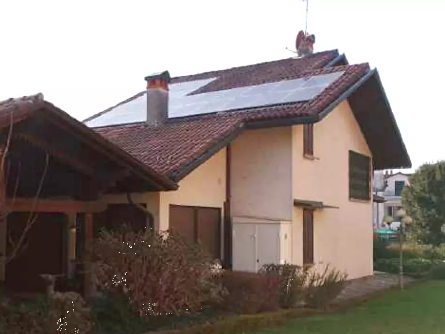 appartamento in vendita ad Usmate Velate