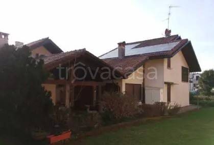 casa indipendente in vendita ad Usmate Velate