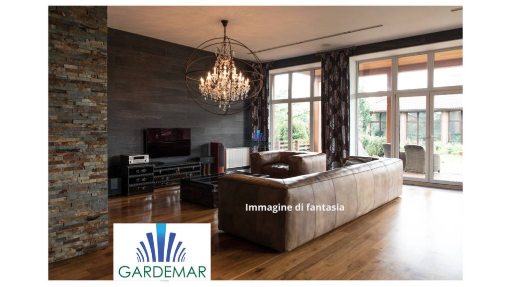 appartamento in vendita ad Usmate Velate