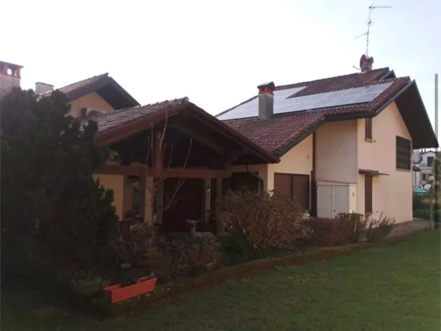 appartamento in vendita ad Usmate Velate