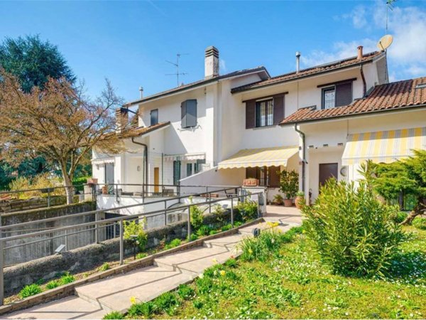 casa indipendente in vendita ad Usmate Velate