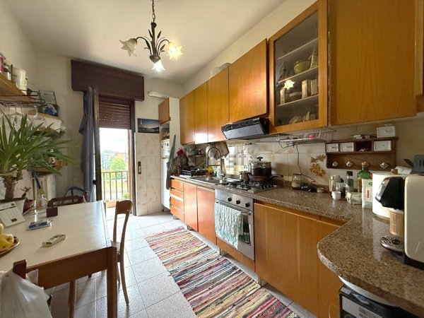 appartamento in vendita ad Usmate Velate