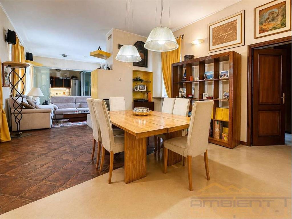 casa indipendente in vendita ad Usmate Velate