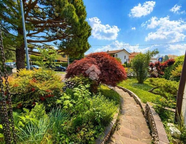 casa indipendente in vendita ad Usmate Velate