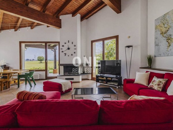casa indipendente in vendita ad Usmate Velate