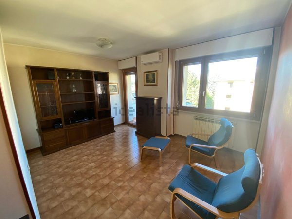 appartamento in vendita ad Usmate Velate