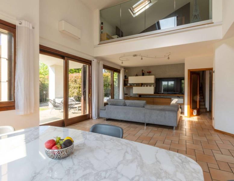 casa indipendente in vendita ad Usmate Velate