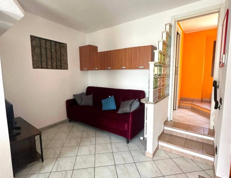 appartamento in vendita ad Usmate Velate in zona San Luigi