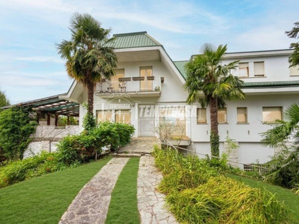 casa indipendente in vendita ad Usmate Velate