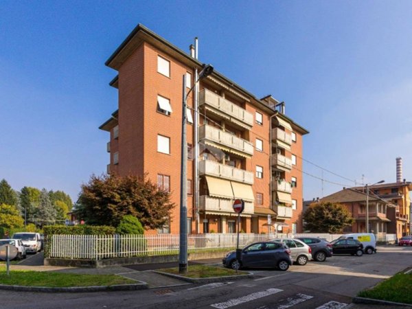 appartamento in vendita a Varedo