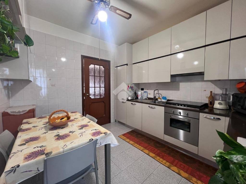 appartamento in vendita a Varedo