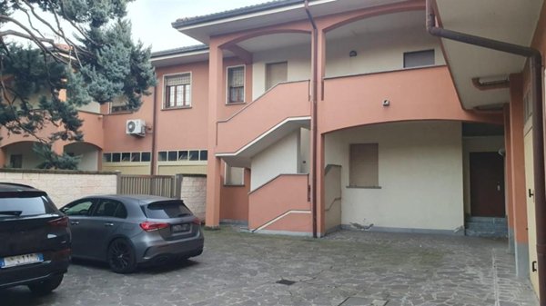 appartamento in vendita a Varedo in zona Valera