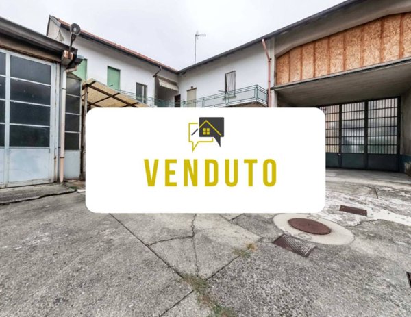 appartamento in vendita a Varedo
