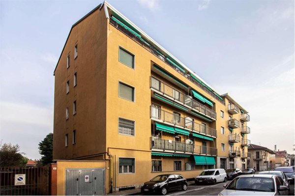 appartamento in vendita a Varedo